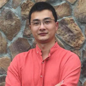 李大伟照片