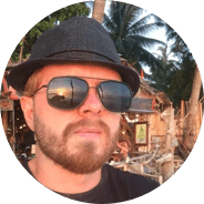 Mikhail Savchenko照片