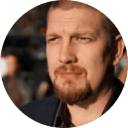 Sergei Sergienko照片