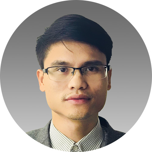李雄照片